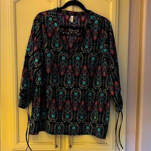 Roper XL Black and Teal Patterned Blouse